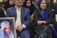 همایش بزرگداشت استاد محمد بهمنبیگی، معلم پیشگام آموزش عشایری ایران، با حضور فرهیختگان، فرهنگیان، اساتید دانشگاه و مسئولان استانی و ملی در استان کهگیلویه و بویراحمد برگزار شد. همایش بزرگداشت استاد محمد بهمنبیگی، معلم پیشگام آموزش عشایری ایران، با حضور فرهیختگان، فرهنگیان، اساتید دانشگاه و مسئولان استانی و ملی در استان کهگیلویه و بویراحمد برگزار شد.