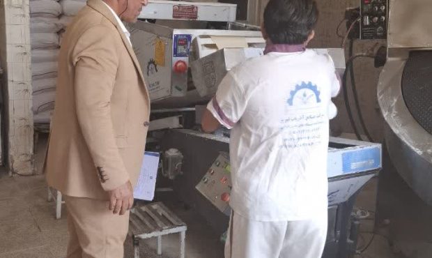 تداوم اجرای برنامه کارگروه امنیت غذایی در نانواییهای اهواز / تمرکز بر ارتقای کیفیت نان و رعایت حقوق مصرفکنندگان تداوم اجرای برنامه کارگروه امنیت غذایی در نانواییهای اهواز / تمرکز بر ارتقای کیفیت نان و رعایت حقوق مصرفکنندگان