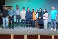 آغاز اجرای نمایش فاخر «چشم‌ها» در سالن سینما امید بهمئی / جلوه‌ای از خلاقیت هنرمندان بومی