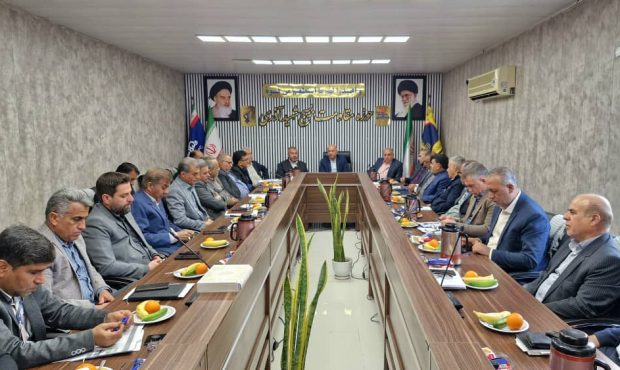 همگامی صنعت نفت و بسیج در آغاجاری؛ کارکنان صنعت نفت با مسئولیت‌پذیری اقتصادی پیشران چرخ اقتصادی کشور