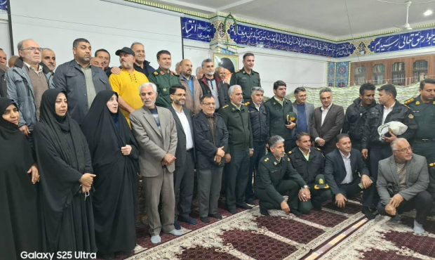 گرامیداشت حماسه جنگ ۱۲روزه و تجلیل از نیروهای انتظامی در بهبهان؛ تأکید بر اقتدار سپاه و امنیت پایدار کشور گرامیداشت حماسه جنگ ۱۲روزه و تجلیل از نیروهای انتظامی در بهبهان؛ تأکید بر اقتدار سپاه و امنیت پایدار کشور