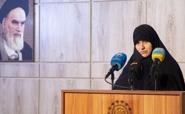 دختر شهید لاریجانی: پدرم تجسم عملی اندیشههای شهید مطهری در عرصه سیاست و اجتماع بود دختر شهید لاریجانی: پدرم تجسم عملی اندیشههای شهید مطهری در عرصه سیاست و اجتماع بود
