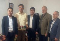 دیدار صمیمانه مدیر آموزش و پرورش بهمئی با پیشکسوت فرهنگی؛ تأکید بر تکریم منزلت معلمان بازنشسته